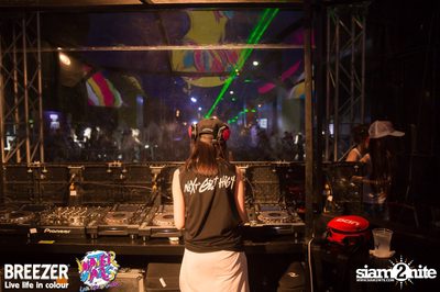 BREEZER presents Water Wars Live life in colour at RCA Block A — photo 84