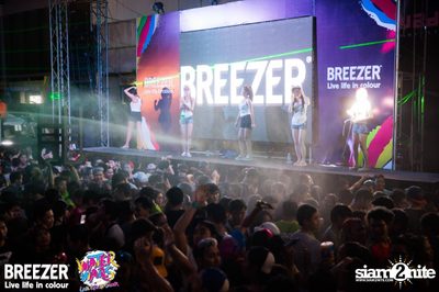 BREEZER presents Water Wars Live life in colour at RCA Block A — photo 89