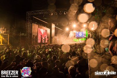 BREEZER presents Water Wars Live life in colour at RCA Block A — photo 93