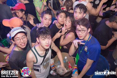 BREEZER presents Water Wars Live life in colour at RCA Block A — photo 94