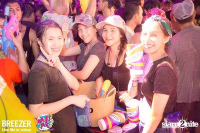 BREEZER presents Water Wars Live life in colour at RCA Block A — photo 115