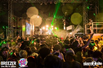BREEZER presents Water Wars Live life in colour at RCA Block A — photo 123