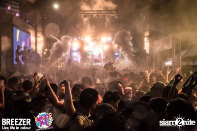BREEZER presents Water Wars Live life in colour at RCA Block A — photo 130