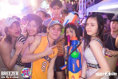 BREEZER presents Water Wars Live life in colour at RCA Block A — photo 141