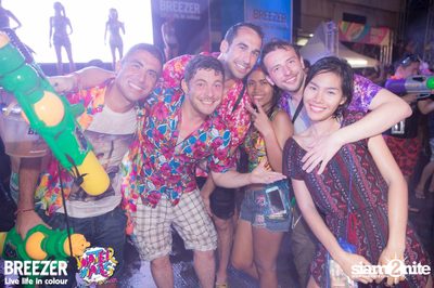 BREEZER presents Water Wars Live life in colour at RCA Block A — photo 161