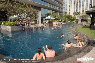 H2o Splash Free Songkran Fest at Plaza Athenee Bangkok — photo 9