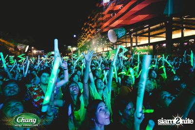 Chang Music Connection นำเสนอ Songkran Moments ที่ เดอะ สตรีท — photo 106