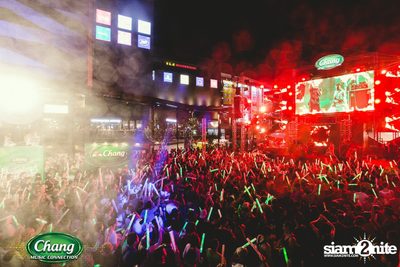 Chang Music Connection นำเสนอ Songkran Moments ที่ เดอะ สตรีท — photo 231