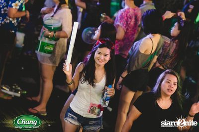 Chang Music Connection นำเสนอ Songkran Moments ที่ เดอะ สตรีท — photo 328