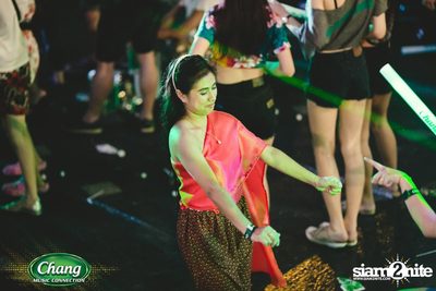 Chang Music Connection นำเสนอ Songkran Moments ที่ เดอะ สตรีท — photo 332