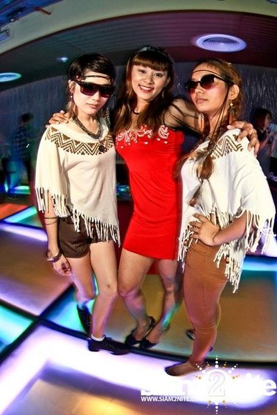THE TWINS couple Valentine's Party — photo 20