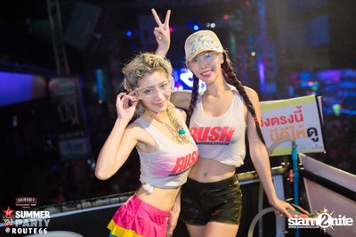 Smirnoff Midnight 100 นำเสนอ 95.5 Virgin Hitz Summer Party — photo 3