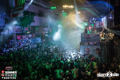 Smirnoff Midnight 100 นำเสนอ 95.5 Virgin Hitz Summer Party — photo 6