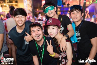 Smirnoff Midnight 100 นำเสนอ 95.5 Virgin Hitz Summer Party — photo 16