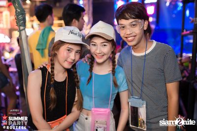 Smirnoff Midnight 100 นำเสนอ 95.5 Virgin Hitz Summer Party — photo 19