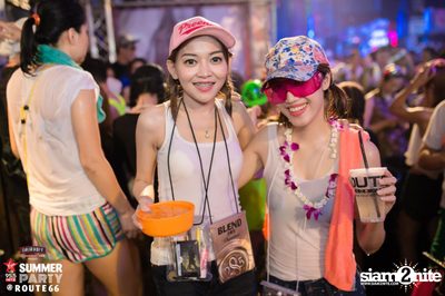 Smirnoff Midnight 100 นำเสนอ 95.5 Virgin Hitz Summer Party — photo 26
