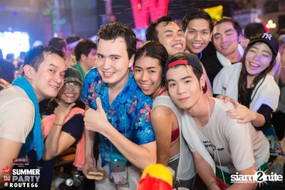 Smirnoff Midnight 100 นำเสนอ 95.5 Virgin Hitz Summer Party — photo 33