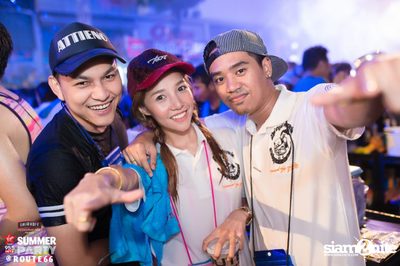 Smirnoff Midnight 100 นำเสนอ 95.5 Virgin Hitz Summer Party — photo 35