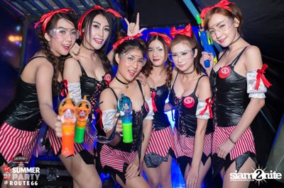 Smirnoff Midnight 100 นำเสนอ 95.5 Virgin Hitz Summer Party — photo 38