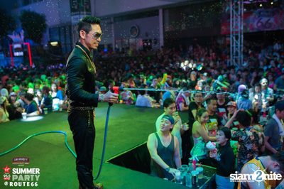 Smirnoff Midnight 100 นำเสนอ 95.5 Virgin Hitz Summer Party — photo 53