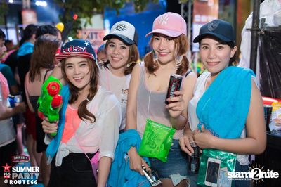 Smirnoff Midnight 100 นำเสนอ 95.5 Virgin Hitz Summer Party — photo 56