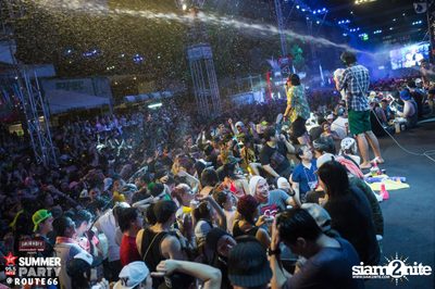 Smirnoff Midnight 100 นำเสนอ 95.5 Virgin Hitz Summer Party — photo 92
