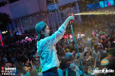 Smirnoff Midnight 100 นำเสนอ 95.5 Virgin Hitz Summer Party — photo 95