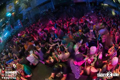 Smirnoff Midnight 100 นำเสนอ 95.5 Virgin Hitz Summer Party — photo 99