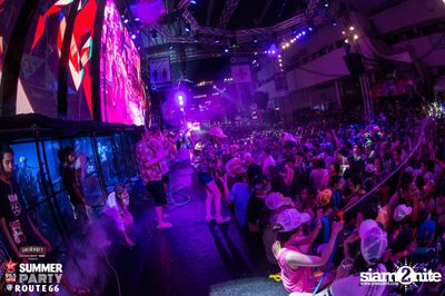 Smirnoff Midnight 100 นำเสนอ 95.5 Virgin Hitz Summer Party — photo 102