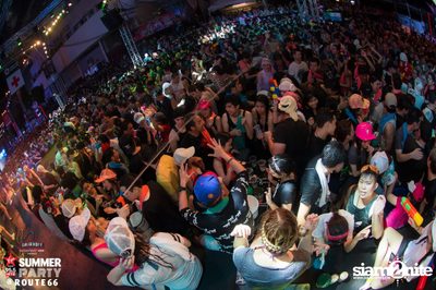 Smirnoff Midnight 100 นำเสนอ 95.5 Virgin Hitz Summer Party — photo 103