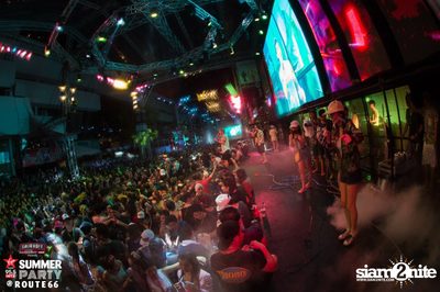 Smirnoff Midnight 100 นำเสนอ 95.5 Virgin Hitz Summer Party — photo 113