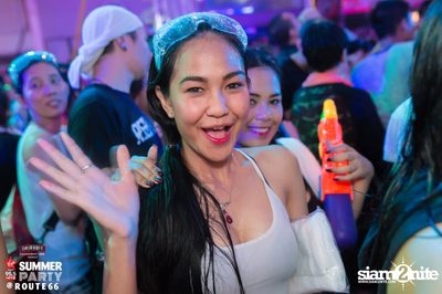Smirnoff Midnight 100 นำเสนอ 95.5 Virgin Hitz Summer Party — photo 114