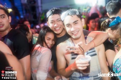 Smirnoff Midnight 100 นำเสนอ 95.5 Virgin Hitz Summer Party — photo 116