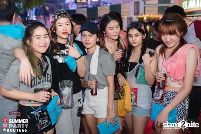 Smirnoff Midnight 100 นำเสนอ 95.5 Virgin Hitz Summer Party — photo 125