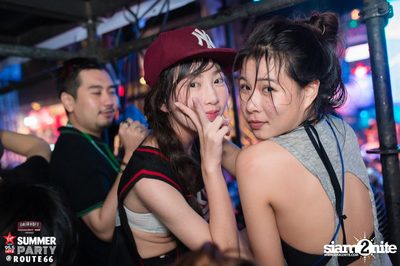 Smirnoff Midnight 100 นำเสนอ 95.5 Virgin Hitz Summer Party — photo 128