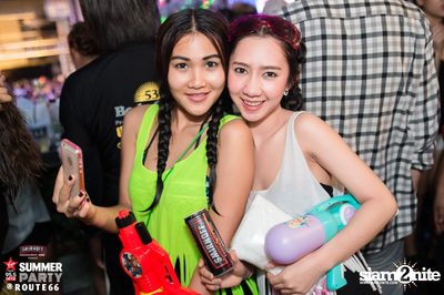 Smirnoff Midnight 100 นำเสนอ 95.5 Virgin Hitz Summer Party — photo 130