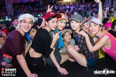 Smirnoff Midnight 100 นำเสนอ 95.5 Virgin Hitz Summer Party — photo 144