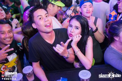 Smirnoff Midnight 100 นำเสนอ 95.5 Virgin Hitz Summer Party — photo 148