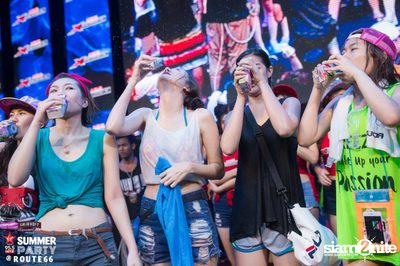 Smirnoff Midnight 100 นำเสนอ 95.5 Virgin Hitz Summer Party — photo 154