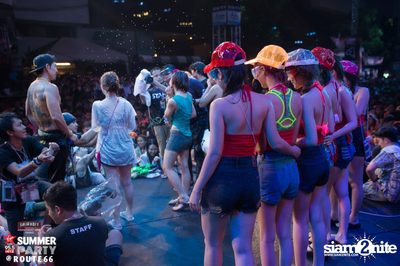 Smirnoff Midnight 100 นำเสนอ 95.5 Virgin Hitz Summer Party — photo 159
