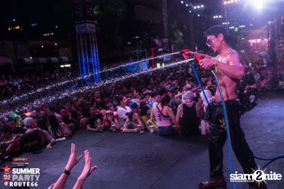 Smirnoff Midnight 100 นำเสนอ 95.5 Virgin Hitz Summer Party — photo 163