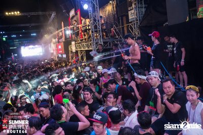 Smirnoff Midnight 100 นำเสนอ 95.5 Virgin Hitz Summer Party — photo 165