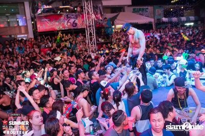 Smirnoff Midnight 100 นำเสนอ 95.5 Virgin Hitz Summer Party — photo 167