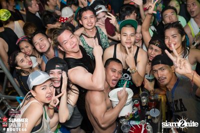 Smirnoff Midnight 100 นำเสนอ 95.5 Virgin Hitz Summer Party — photo 169