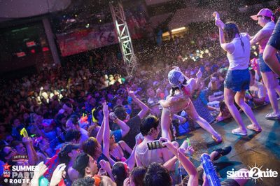 Smirnoff Midnight 100 นำเสนอ 95.5 Virgin Hitz Summer Party — photo 179