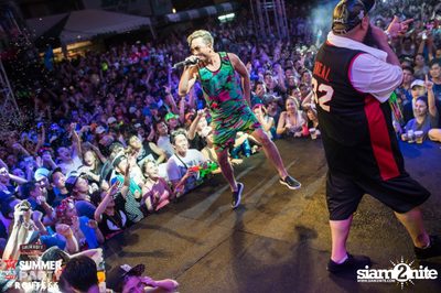 Smirnoff Midnight 100 นำเสนอ 95.5 Virgin Hitz Summer Party — photo 187