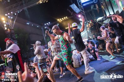 Smirnoff Midnight 100 นำเสนอ 95.5 Virgin Hitz Summer Party — photo 199