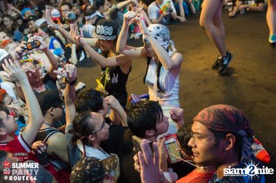 Smirnoff Midnight 100 นำเสนอ 95.5 Virgin Hitz Summer Party — photo 212