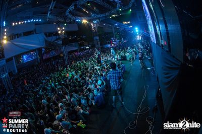 Smirnoff Midnight 100 นำเสนอ 95.5 Virgin Hitz Summer Party — photo 218