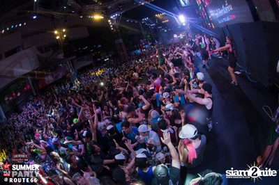 Smirnoff Midnight 100 นำเสนอ 95.5 Virgin Hitz Summer Party — photo 220